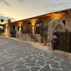 Hagafen Boutique Suites, ξενοδοχείο σε Zikhron Ya‘aqov