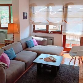 Spacious Condo near Baščaršija - Free Parking, viešbutis Sarajeve