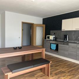 F&M Wohnungen in Olpe, hotel v destinaci Wenden