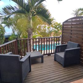 Studio aux AVIRONS pour 2 personnes, avec piscine, hotelli kohteessa Les Avirons
