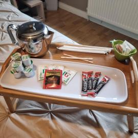 Private room in shared house with host City skyline and mountain views close to belfast centre and airports free parking