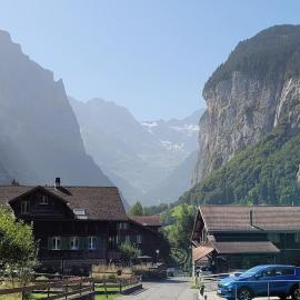 Staubbach View - Traditional Chalet Apartment