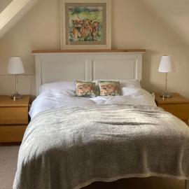 47 High Street- 3 bedroom maisonette: Alness şehrinde bir otel
