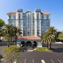 Embassy Suites San Francisco Airport Waterfront, hotel u gradu 'Burlingame'