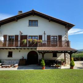 Casa Rural Galain Ultzama-Navarra, hotel in Lizaso