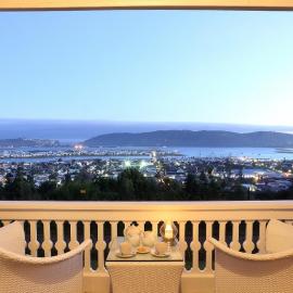 Falcons View Manor, hotel a Knysna
