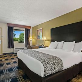 Best Western Windsor Suites, hotel in Fayetteville