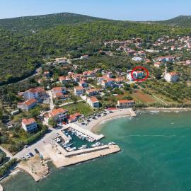 Apartments by the sea Tkon, Pasman - 8302