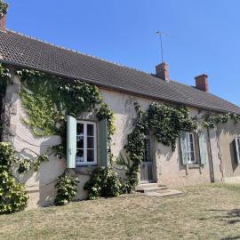 Grande ferme avec piscine privée et animaux acceptés à Chappes