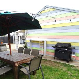 Passat Holiday Units - Unit 3, hotel in Port Victoria