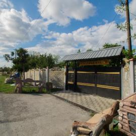 Rezo's Ranch, Hotel in Samtredia
