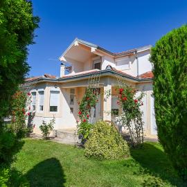 Vila Hristov、Delčevoのホテル