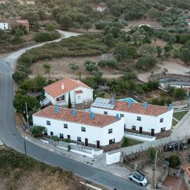 Apartamentos Rurales la Campiña, hotel a Casiñas Bajas