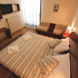 Gostilna Žolnir, khách sạn ở Kostanjevica na Krki