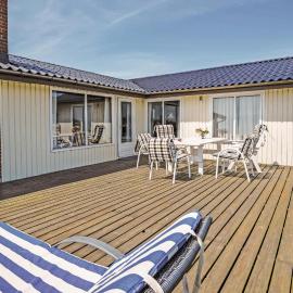 Holiday Home Skonnertvej Ebeltoft V