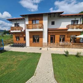 APUSENI HOLIDAYS, hotelli kohteessa Răchiţele