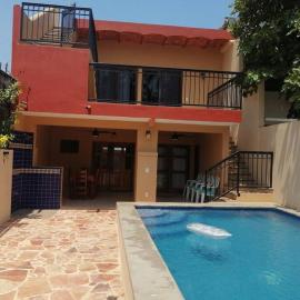 Casa Elena a unos pasos de la playa Lo de Marcos, hotel a Lo de Marcos