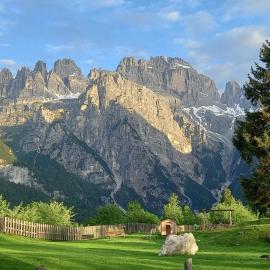 Rifugio La Montanara, hotel u gradu 'Molveno'