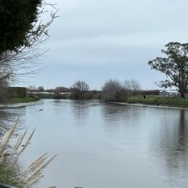 Riverside Bliss, hotel in Clive