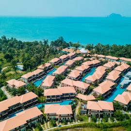 Viesnīca Blue Bay Resort - Access to Pool and Beach-Phuket & Krabi pilsētā Kojaojai