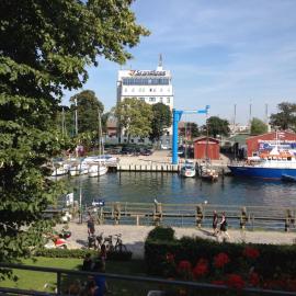 Doppelzimmer Lounge, direkt am Alten Strom, hotel en Warnemünde