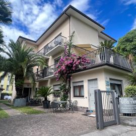 Villa Phoenix - Lake Apartments