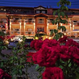 Korali House, hotel in Paralia Vrachou