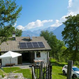 Holiday Home Rustico Girasole by Interhome, hotel a Leontica