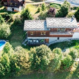 Chalet Chalet Mayens by Interhome, hotel en Agettes