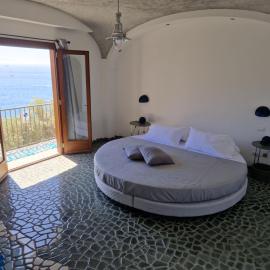 HOLIDAY double, hotel a Praiano