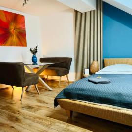 AyCatcherHomes - Sirius I Old Town I 2BR I 4 Guests