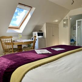 Priors Oak - A Cosy Studio with Countryside Views in Dorset, viešbutis mieste Stalbridge