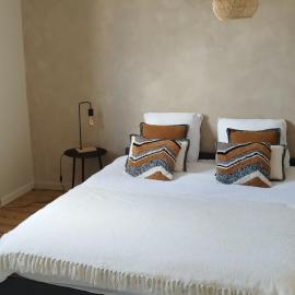 Au pied du mur, hotel a Huy