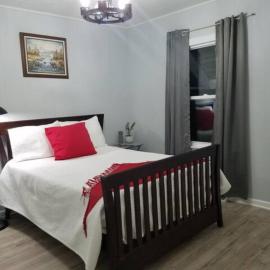 Dana Guest House, hotel Lake in the Hillsben
