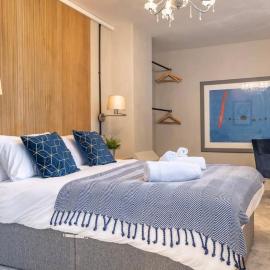 CentralEllesmere - Sleeps4 - Parking - PetFriendly, hotel a Ellesmere