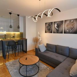 Apartman Dina, hotell sihtkohas Pirot
