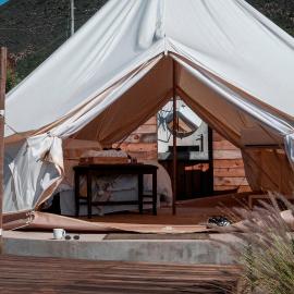 Glamping Valle de Guadalupe with Private Bathrooms by YUMA Resort, מלון באנסנאדה