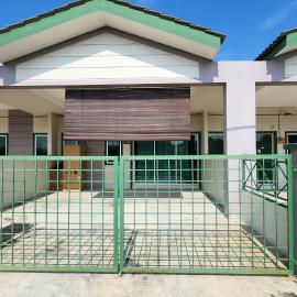 Homestay LK, Hotel in Sitiawan