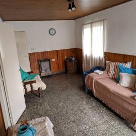 Casa en Pigue, khách sạn ở Pigüé