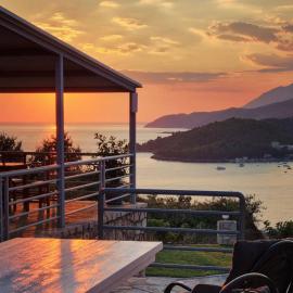 Belvedere Hotel & Suites, hotel u gradu 'Himare'