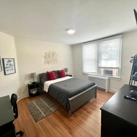 8-A Diamond in Yonkers, NY, отель в городе Йонкерс