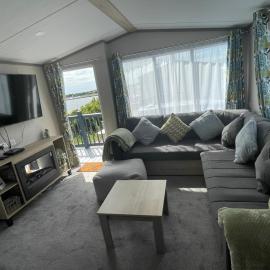 Lake View 92