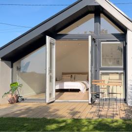 The Perch, hotel in Bridgend