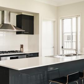 Jordan Spring Sweet 5 Br -Close to Shops&Parks, hotel in Kingswood