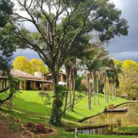 POUSADA PARAISO DOS TUCANOS، فندق في أيوريوكا