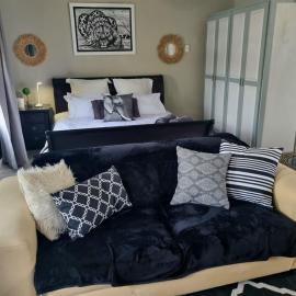 로버트슨에 위치한 호텔 Angel 8 AirBnB Apartment 1