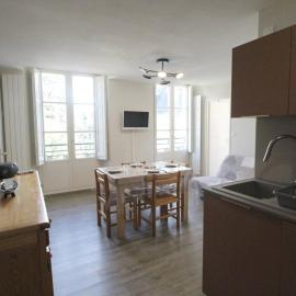 Luchon - 2 Pièces Cabine pour 6 Pers. avec Parking et Animaux admis - FR-1-313-226