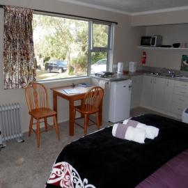 Papatowai Kereru Cabin، فندق في Papatowai