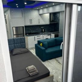 ΧΑΝΙΟΤΗ LUXURY STUDIOS 2 FIRST SEA BY MAKHMOME