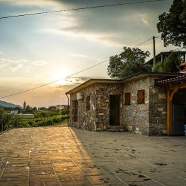 Holiday Home GaMaJaMa, hotel i Dobravlje